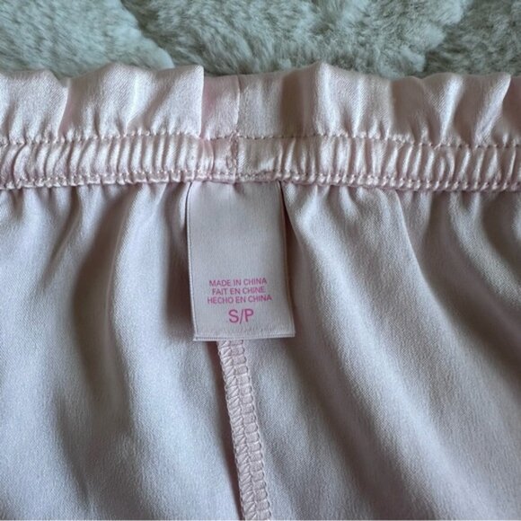 Victoria's Secret | Blush Pink Silky Lace Trim Sleep Shorts | Size Small - Picture 9 of 14